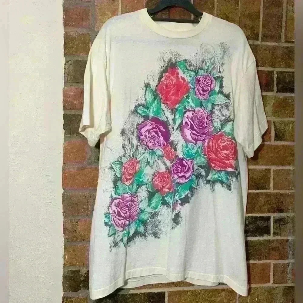 1980s vintage cream and pink rose flowers tee shirt